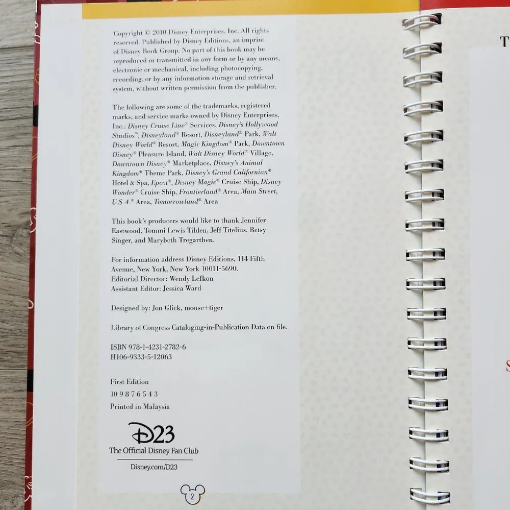 Disney Chef Mickey Treasures From The Vault Cookbook Disney World Disneyland